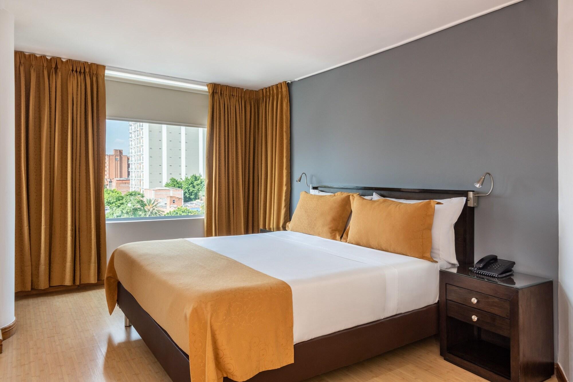 Hotel Egina Medellín Dış mekan fotoğraf