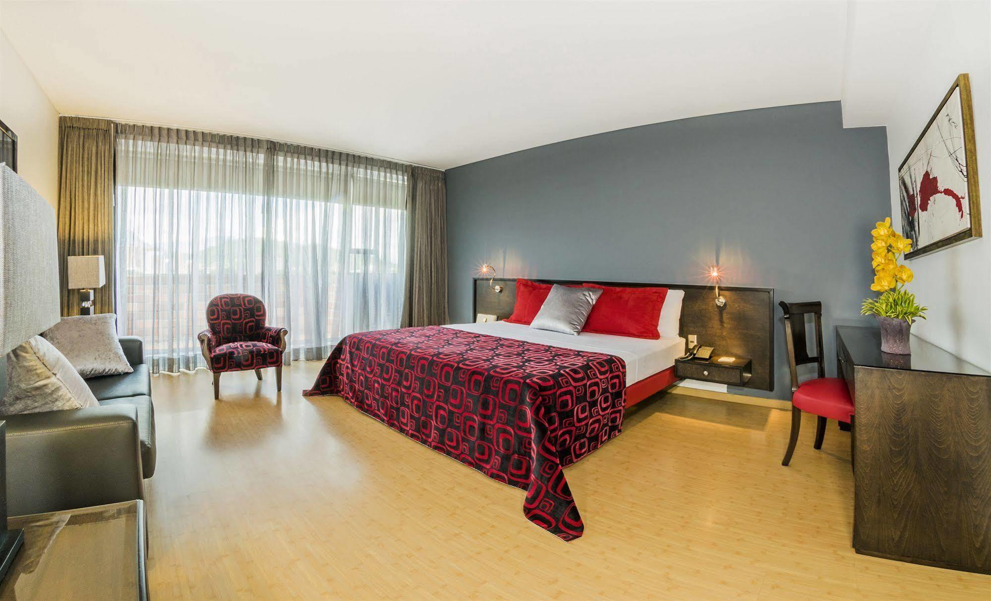 Hotel Egina Medellín Dış mekan fotoğraf
